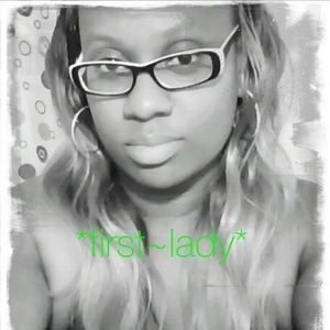 Meet your Posher, Regina