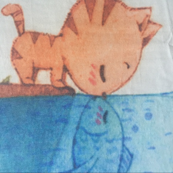 💋Kitten/Cat & Fish Kiss - Picture 3 of 3