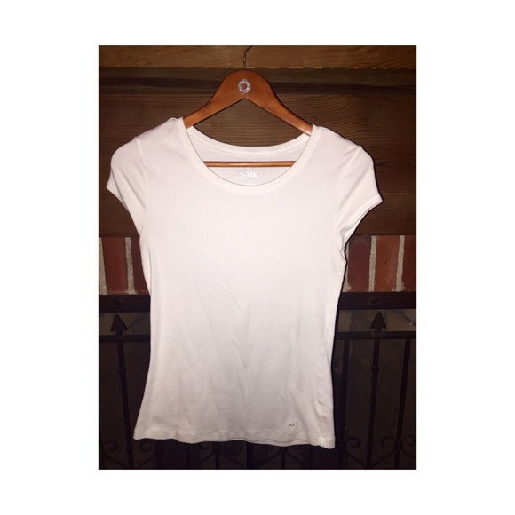 White shirt - Picture 2 of 3