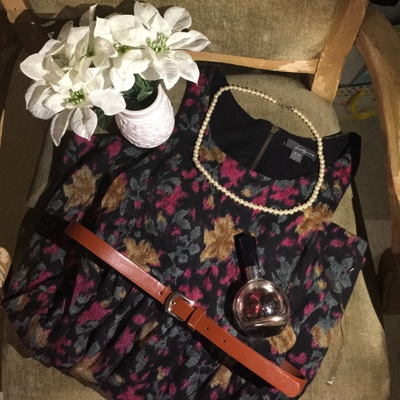 Forever 21 knee length dress - Picture 1 of 3