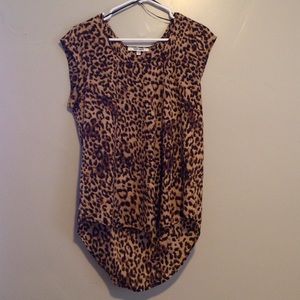 Cap sleeve cheetah blouse