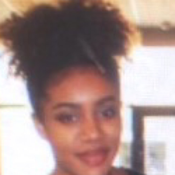 Meet your Posher, Kyana