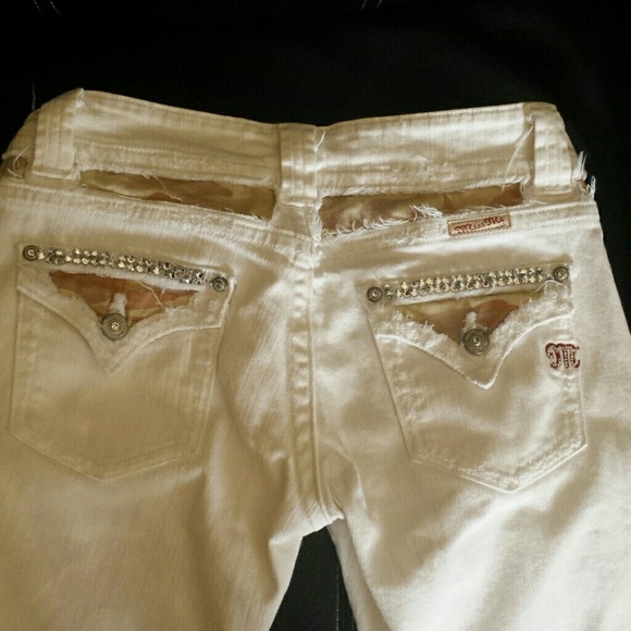 White Miss me capri