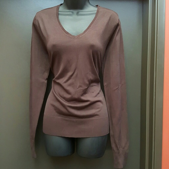 !!!SOLD!!!BCBGMAXAZRIA Brown V-neck Sweater L EUC