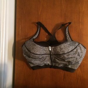 Sports bra