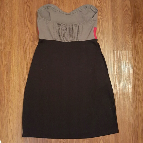 DONATED* Color-Block Strapless Dress - Picture 2 of 2