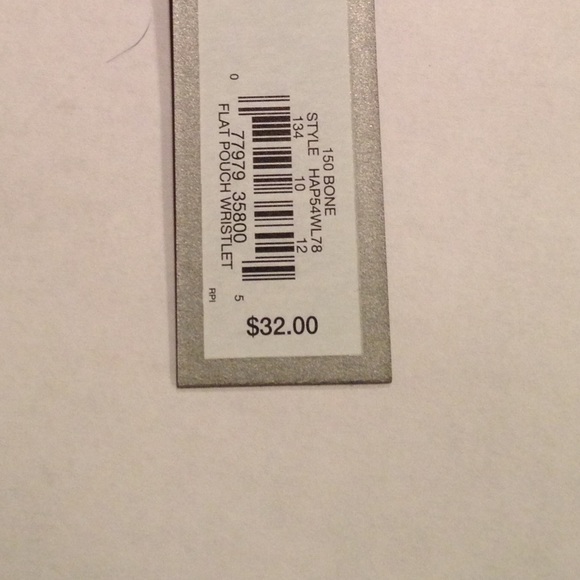 Work & Play cream wristlet NWT - Picture 4 of 4