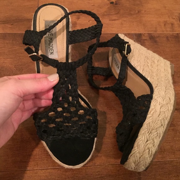 Steve Madden Shoes - Steve Madden Black Wedges