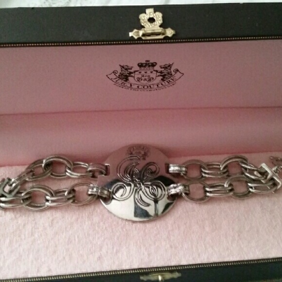Beautiful Juicy Couture chunky bracelet