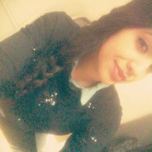 Meet your Posher, Karina