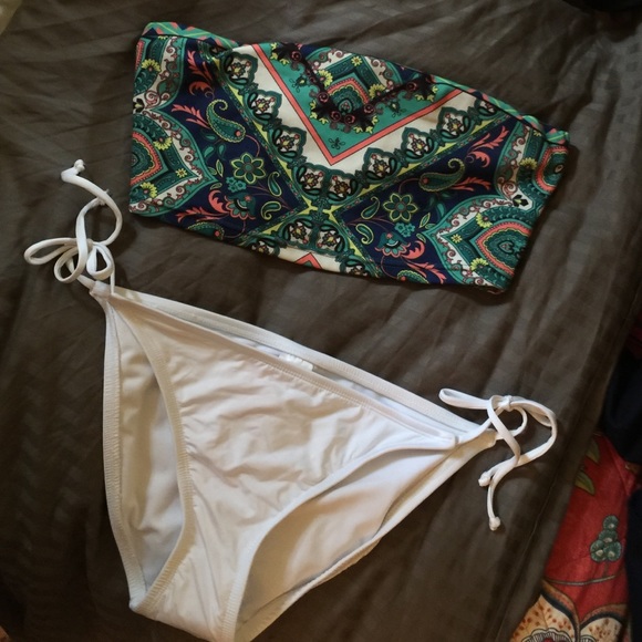 Flying tomato bandeau and target large NWT bottoms