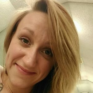 Meet your Posher, Karanda