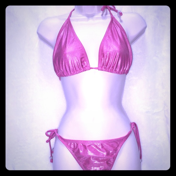 Buy now! Garage sale! ᔕᑭᗩᖇKᒪY ᑭIᑎK ᗷIKIᑎI👙