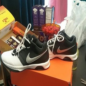 Like new Nike Air Visi Pro 5