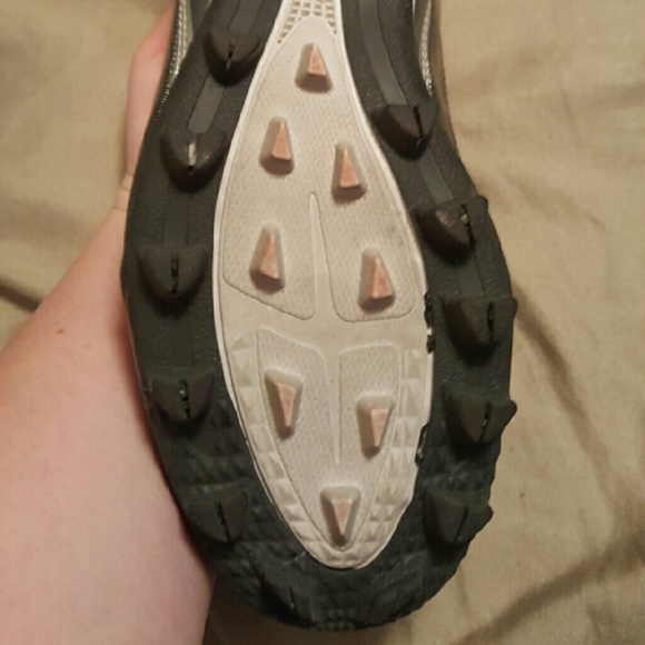 Nike cleats - Picture 2 of 3