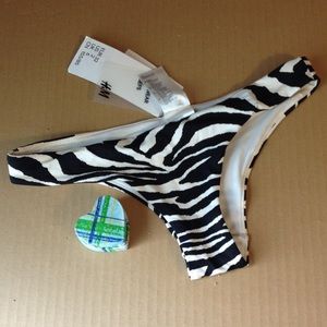 H&M cheeky bikini bottoms
