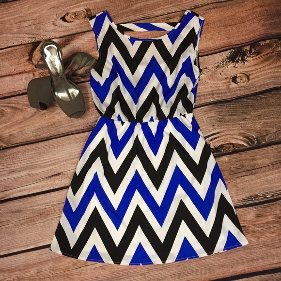 Charlotte Russe Dresses & Skirts - Chevron Striped Dress
