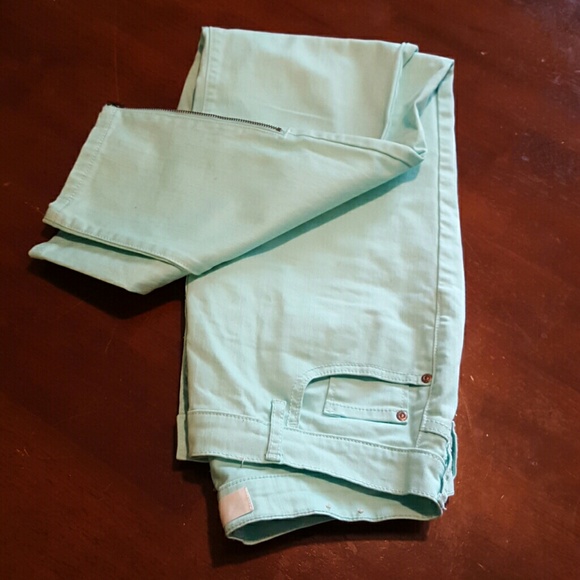 SPRING SLIM JEANS