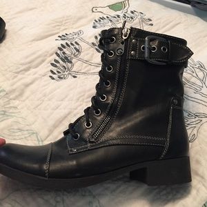 Guess Combat Boots