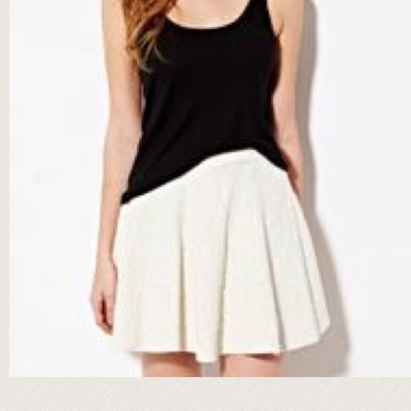 American Rag Dresses & Skirts - Cream Colored American Rag Skater Skirt