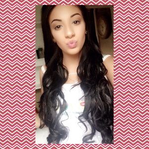 Meet your Posher, Kassie