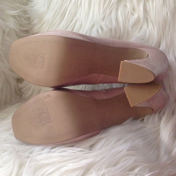 REDUCED FERGIE MAGNIFICENT Heels LightBlush Patent - Picture 4 of 5