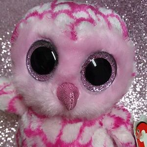 NWT "Pinky" Ty beanie