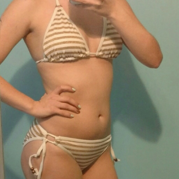Bathing suit - Picture 4 of 4
