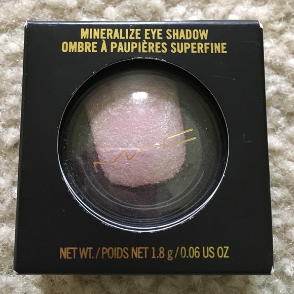 Brand new Mac mineralize eye shadow ombré