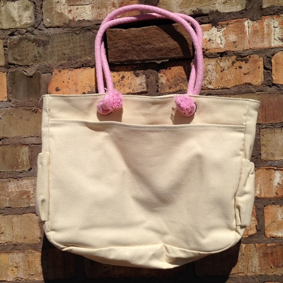 Sold in bundle - Picture 2 of 3