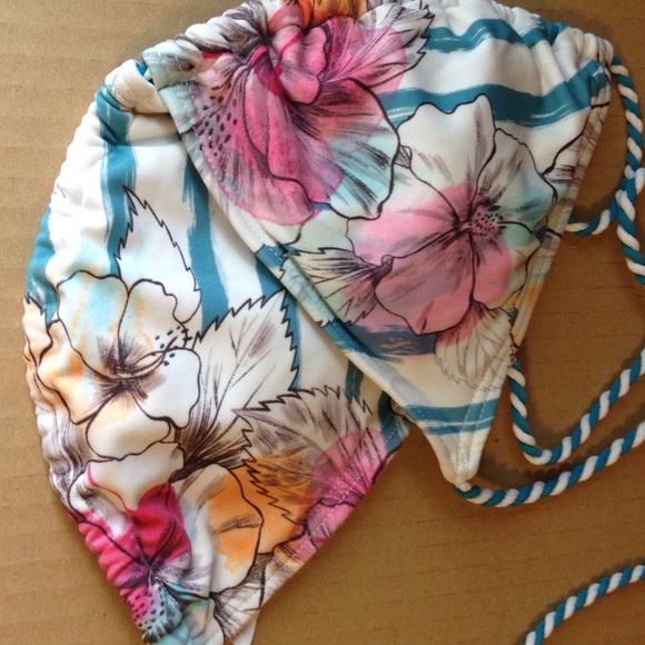 Bikini top - Picture 4 of 4