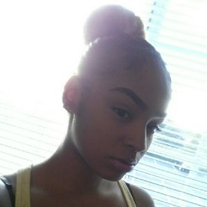 Meet your Posher, Ariana