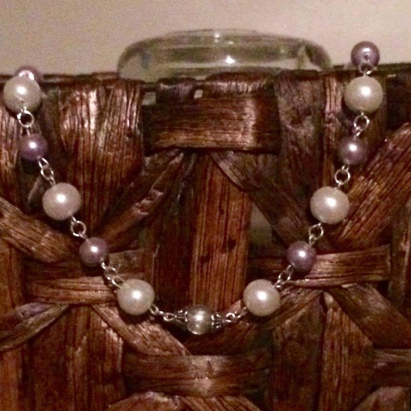 Lavender & ivory faux pearl jewelry set!