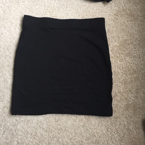 Black tube mini