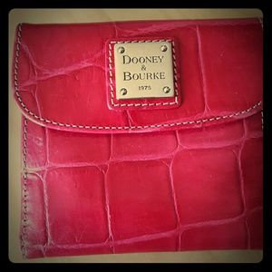 DOONEY and Bourne wallet