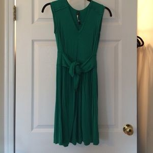 Plenty by Tracy Reese Kelly green casual dress