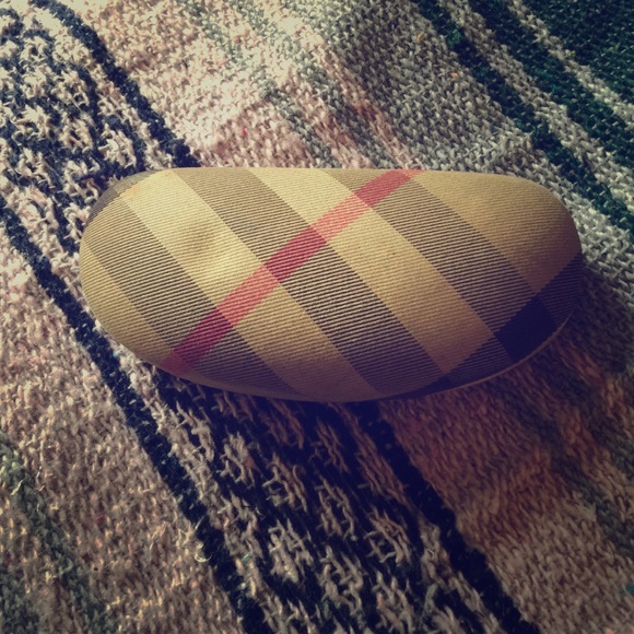 Burberry sunglasses case