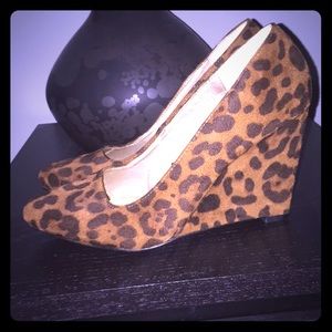 Leopard print wedges