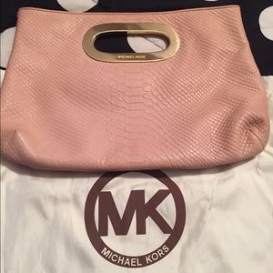 Michael kors clutch
