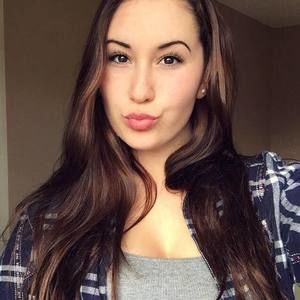 Meet your Posher, Katelyn