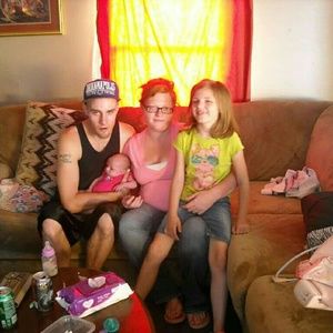 Meet your Posher, Elizebeth