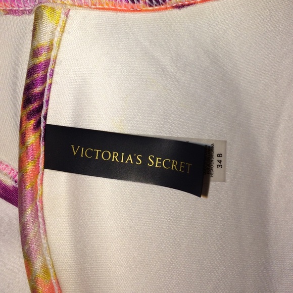 Victoria secret Bikini - Picture 3 of 4