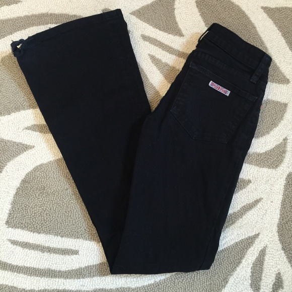 ⚡️SALE⚡️Hudson flare black distressed jeans 24