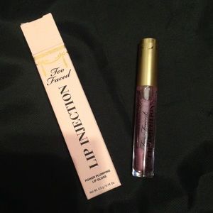 Too Faced Lip Injection Lip Gloss