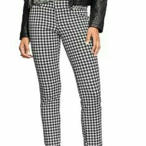 Pixie Houndstooth Mid-Rise Ankle Pants 🐶
