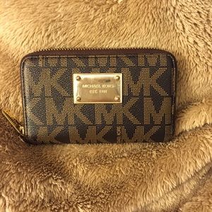 Authentic Michael Kors Mini Wallet