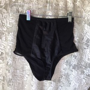 AA High-waisted swim bottoms