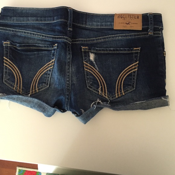 Hollister shorts - Picture 2 of 2