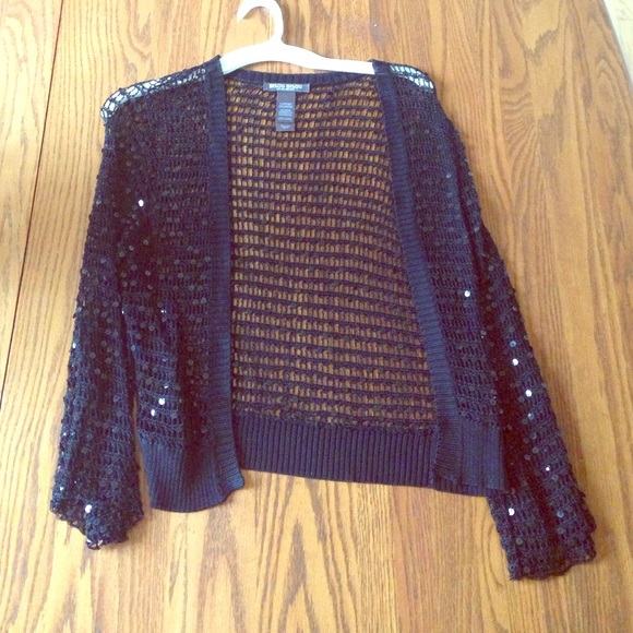 Black shawl