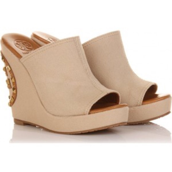 SOLD - Tory Burch Meredith Wedge